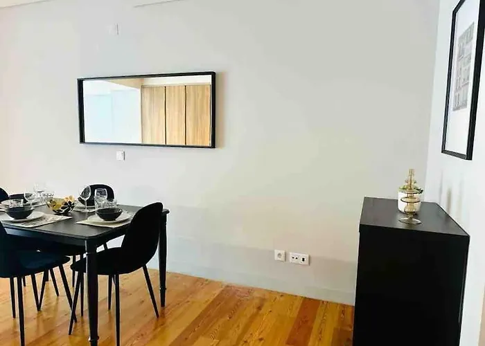 Lisbon Marques De Pombal Top Flat A Great Locations City Center